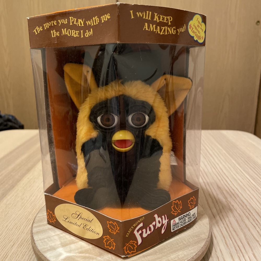 1999 Furby Halloween Witch Autumn Special Limited Edition Tiger 70-887 NIB